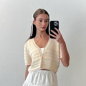OAK + FORT Cream Short-Sleeve Cropped Cardigan Butter Yellow Cream Large